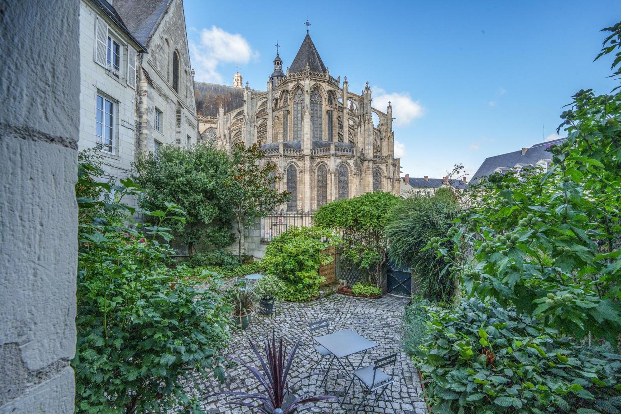 Appartement Raffine Vue Cathedrale, Jardin, Wifi 图尔 外观 照片