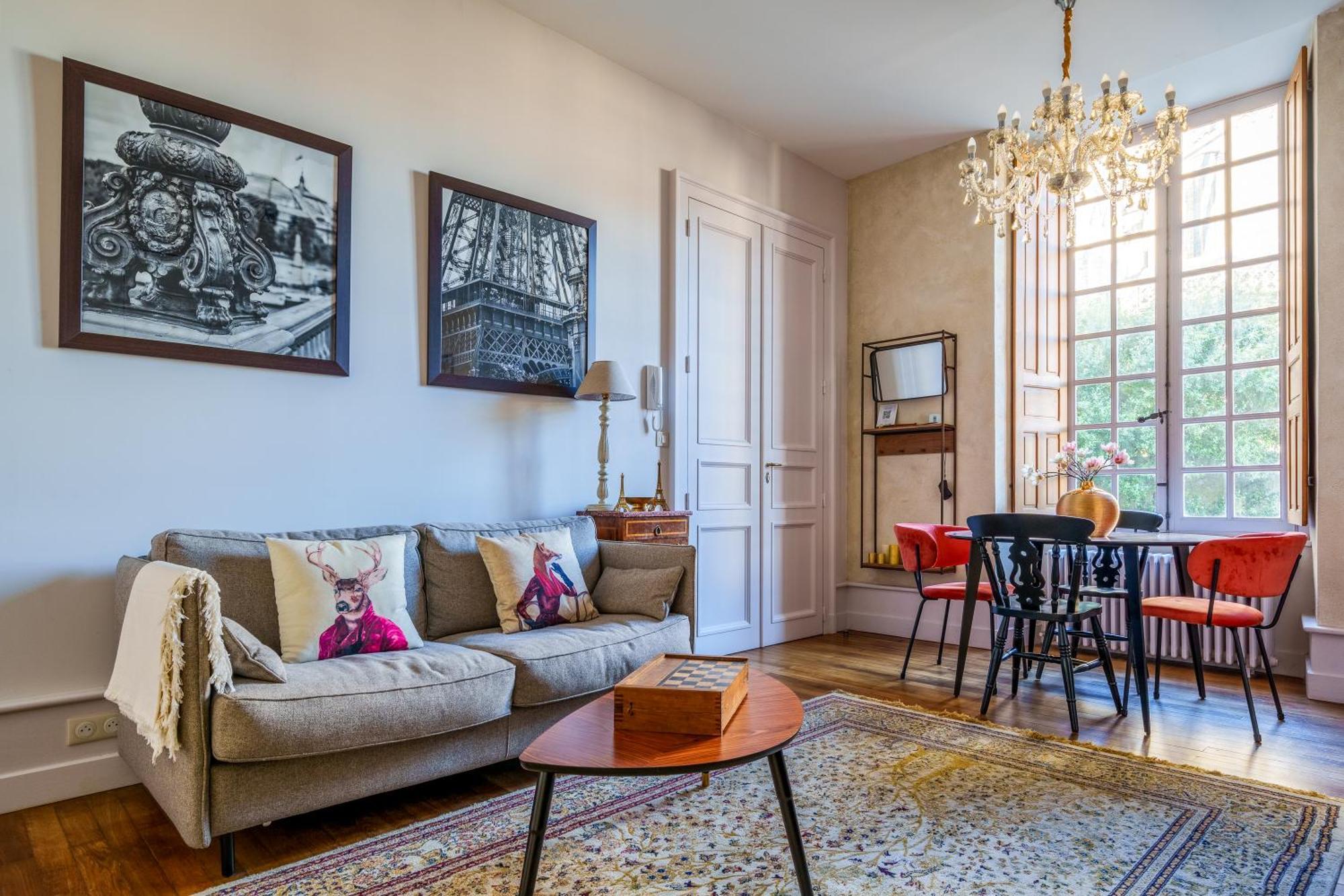 Appartement Raffine Vue Cathedrale, Jardin, Wifi 图尔 外观 照片