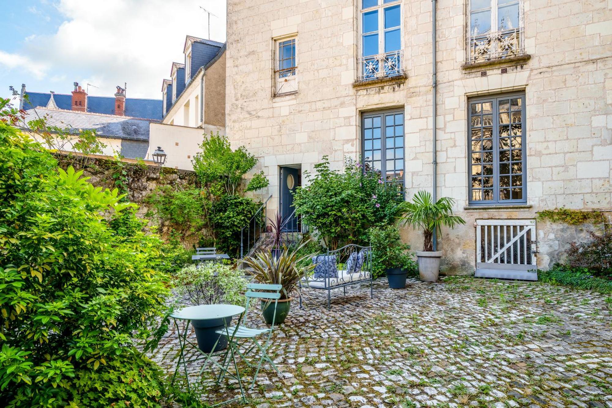 Appartement Raffine Vue Cathedrale, Jardin, Wifi 图尔 外观 照片